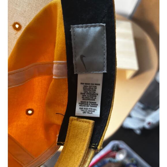 Nike Yellow White Swoosh Adjustable Baseball Cap - Picture 7 of 7